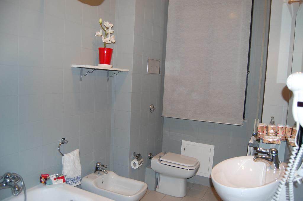 B&B Strasburgo Palermo Esterno foto